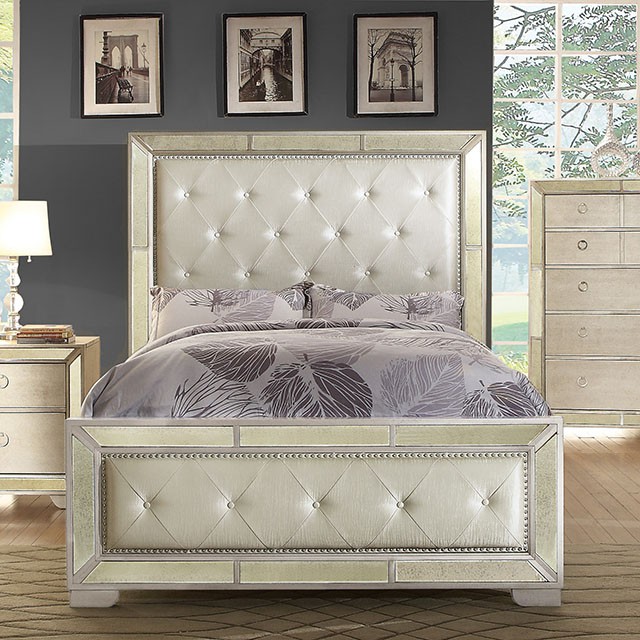 LORAINE QUEEN BED CM7195Q