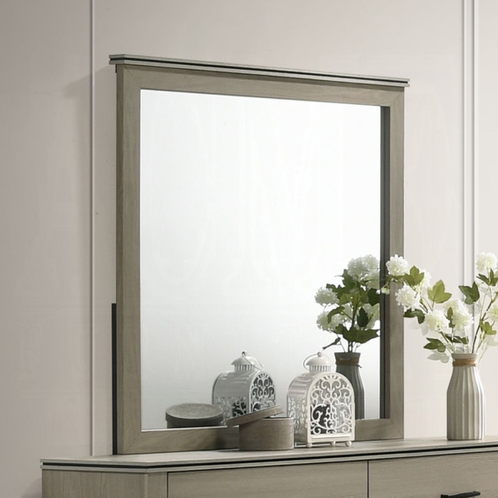 BD05144 Joanna Mirror