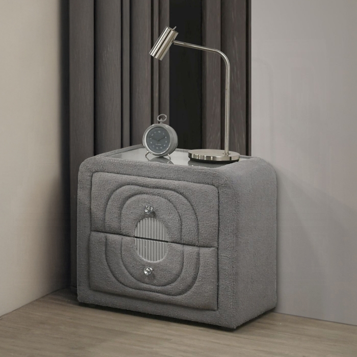 BD05653 Shelyn Nightstand