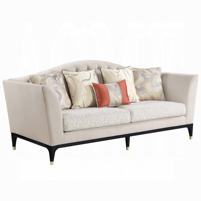 LV01155 Tayden Sofa W/5 Pillows
