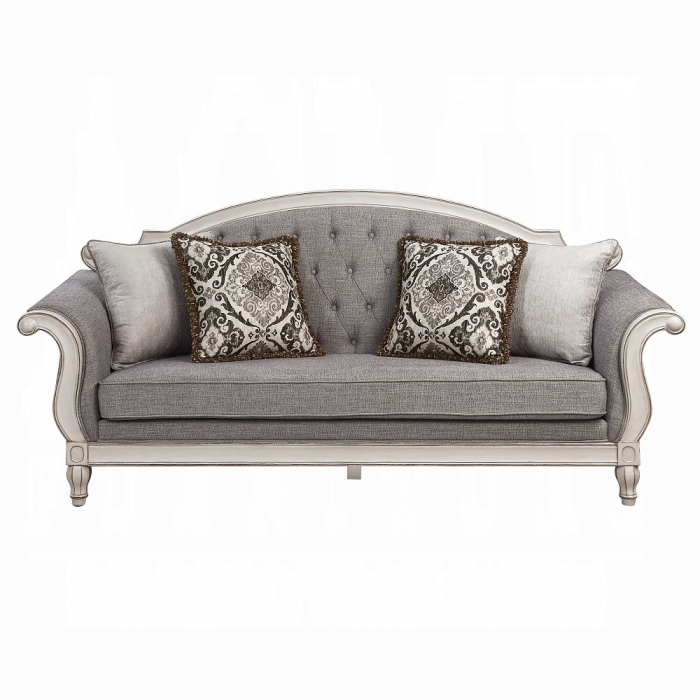 LV02119 Florian Sofa W/4 Pillows