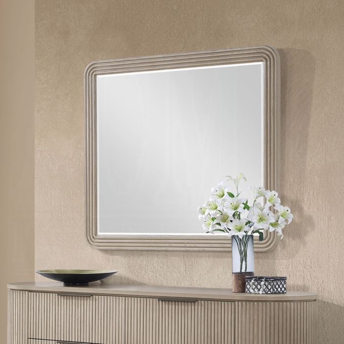 BD05434 Leanna Mirror
