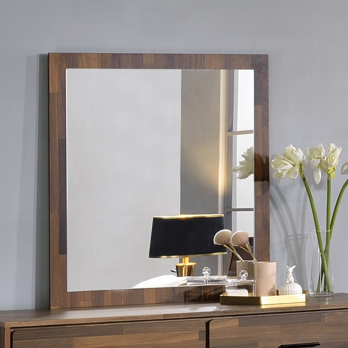 BD00544 Hestia Mirror