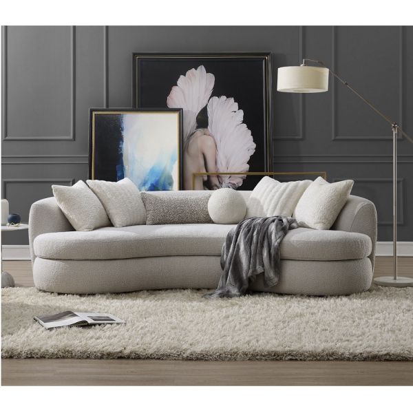LV02542 Iniko Sofa W/6 Pillows