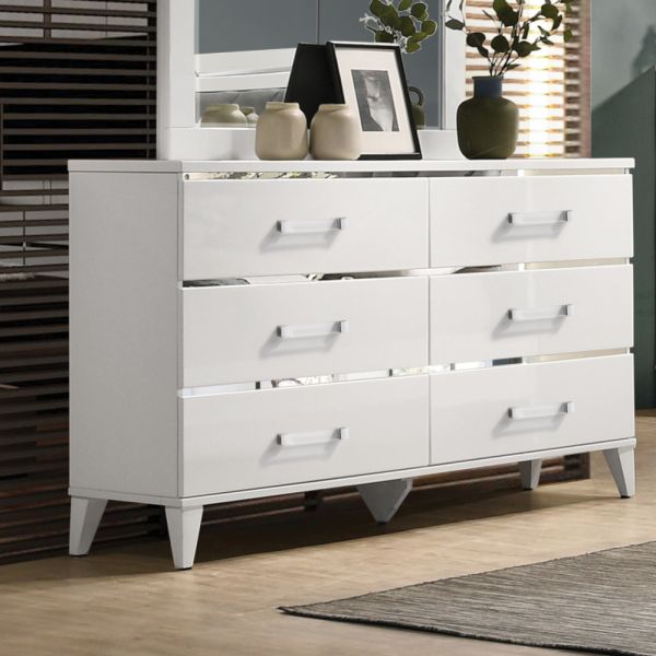 27395 Chelsie Dresser