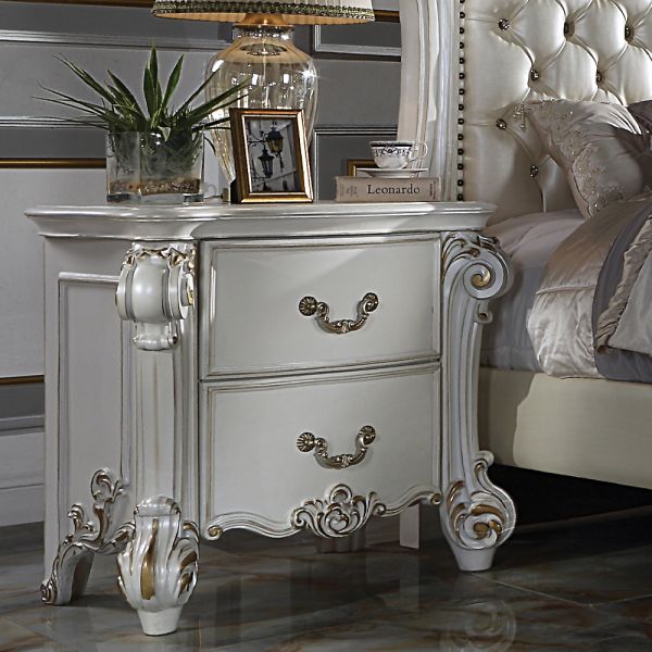 BD01340 Vendom Nightstand