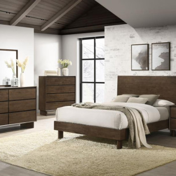 225011KE-S4 Glenwood 4-piece Eastern King Bedroom Set Warm Brown