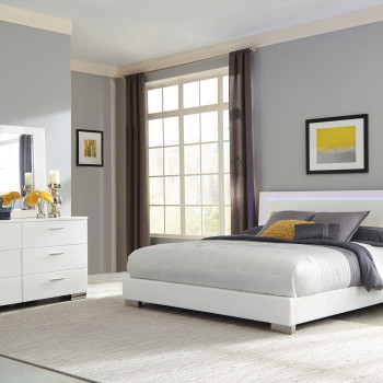 203500KW-S4 Felicity 4-piece California King Bedroom Set White Gloss