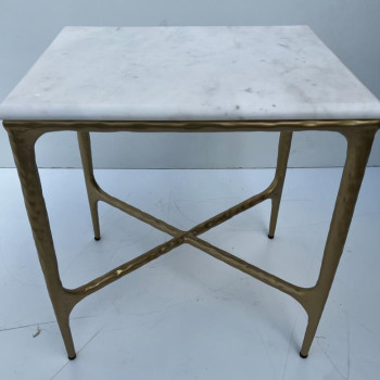 930091 SIDE TABLE
