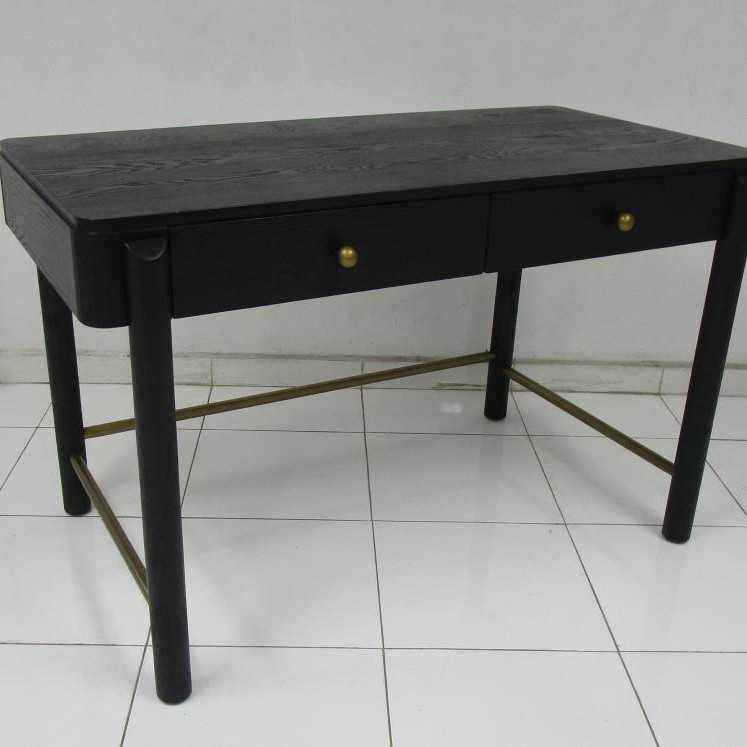 224337 VANITY TABLE
