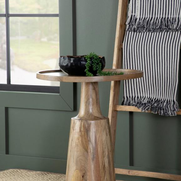 915105 Round Accent Table