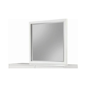 2010-06 Madelyn Mirror