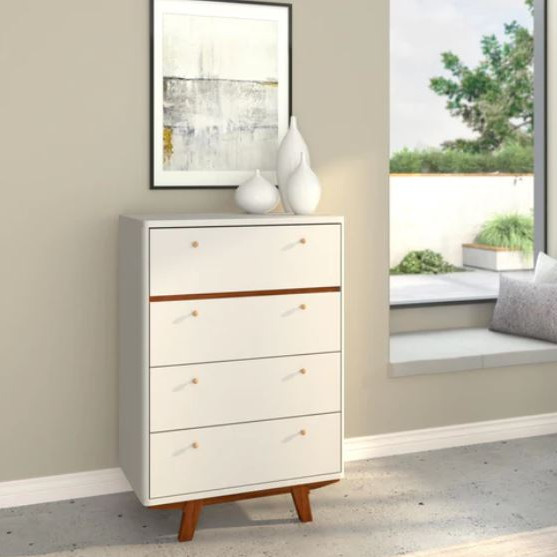 1974-05 Dakota Chest