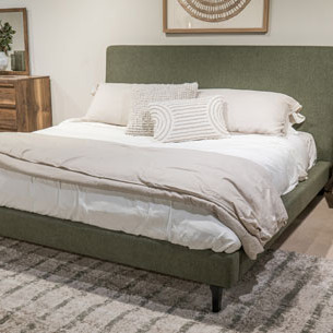 B3367-54-57-60-81-4PC 4PC SETS Zadilyn Queen Panel Bed Storage