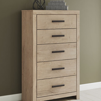 B3787-46 Sanginlane Five Drawer Chest