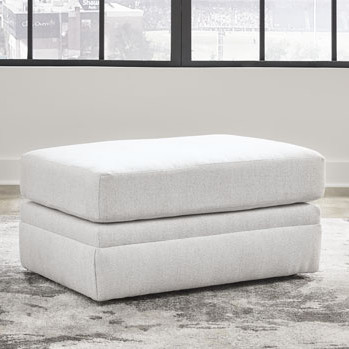 4820214 Maitelynn Ottoman