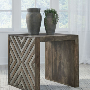 T567-2 Dreggan Square End Table