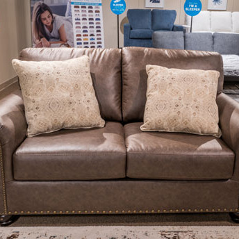 5550335 Roxmere Loveseat