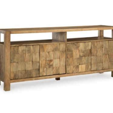 A4000672 Hudwick Accent Cabinet