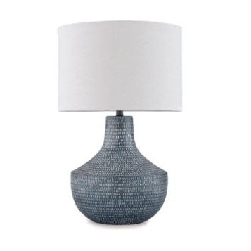 L207474 Schylarmont Table Lamp