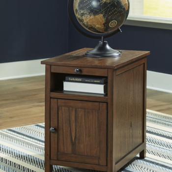 T300-117 Treytown Chairside End Table
