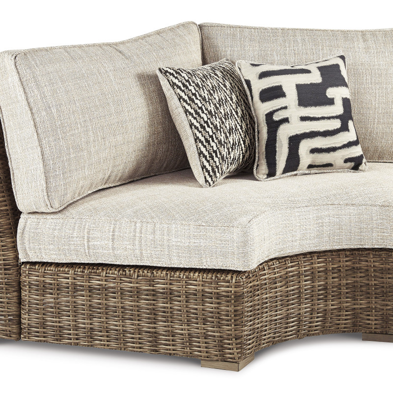 P791-851 Beachcroft Curved Corner Chair with Cushion