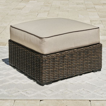 P784-814 Coastline Bay Outdoor Ottoman with Cushion