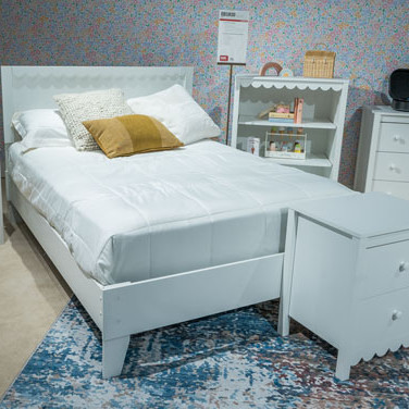 EB1810-112-156 Hallityn Full Panel Platform Bed