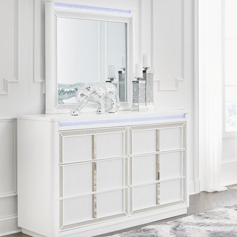 B822-31-36 Chalanna Dresser + Mirror