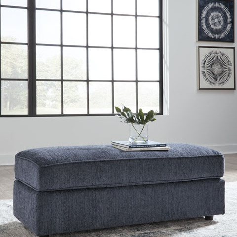 9530208 Albar Place Oversized Accent Ottoman