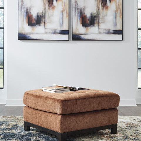 9220408 Laylabrook Oversized Accent Ottoman