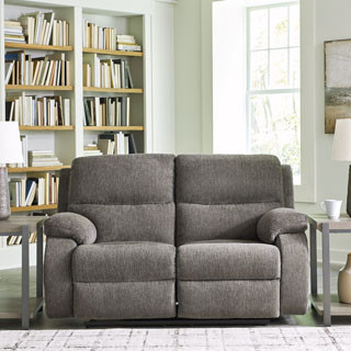 6650286 Scranto Reclining Loveseat