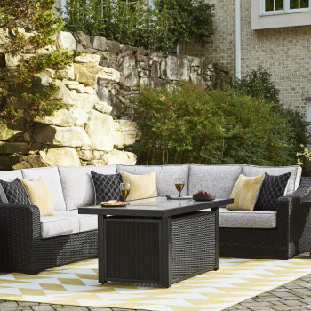 P792-854-851-773-702 4PC SETS Beachcroft 2-Piece Outdoor Loveseat with Cushion