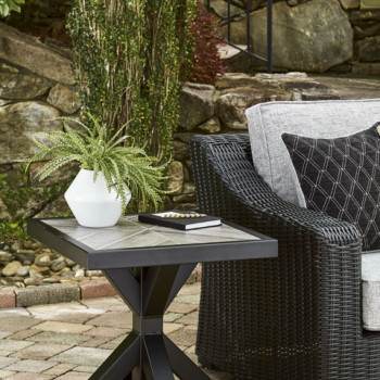 P792-702 Beachcroft Outdoor End Table