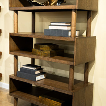 H683-17 Austanny 62" Bookcase