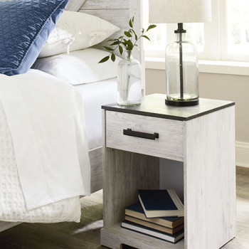 EB4121-291 Shawburn Nightstand