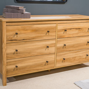 EB1760-231 Bermacy Dresser