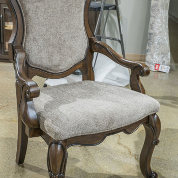 D947-01A Maylee Dining Arm Chair