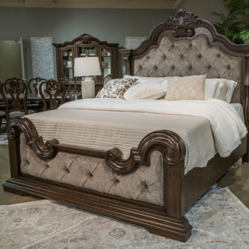 B947-58-56-94 Maylee California King Upholstered Bed