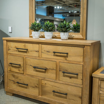 B841-31-36 Galliden Dresser + Mirror