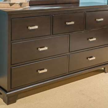 B441-31 Covetown Dresser