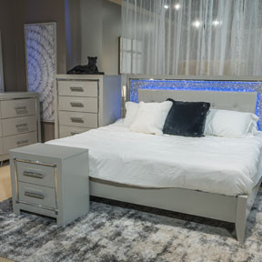 B2114-58-56-31-36-92 4PC SETS Zyniden King Upholstered Panel Bed