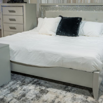 B2114-58-56 Zyniden King Upholstered Panel Bed