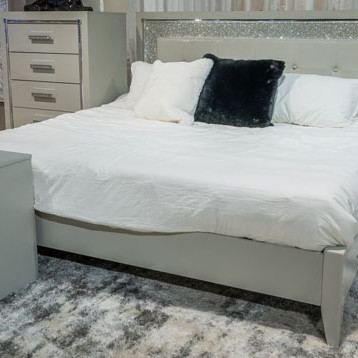 B2114-58-56 Zyniden King Upholstered Panel Bed