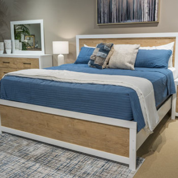 B2035-72-97 Charbitt King Panel Bed