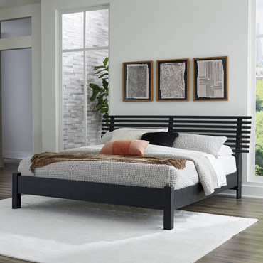 B1013-158-156-B100-14 Danziar King Slat Panel Bed