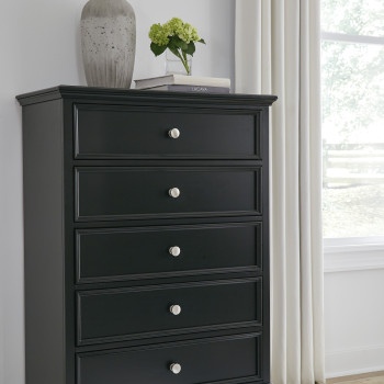 B687-46 Lanolee Chest of Drawers