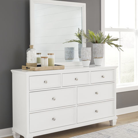 B680-31-36 Fortman Dresser + Mirror