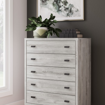B1036-345 Vessalli Chest of Drawers