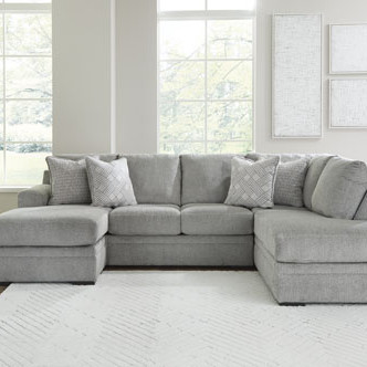 52906-02-17 Casselbury 2-Piece Sectional with Chaise